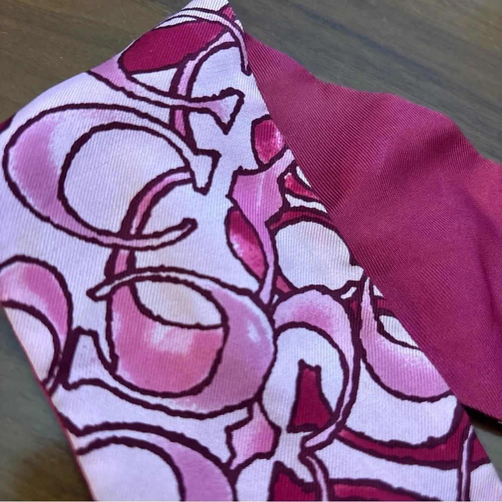 Coach Signature 100% Silk Skinny Pony Bag Scarf Vibrant Pink Monogram Y2K C Logo - Picture 4 of 8